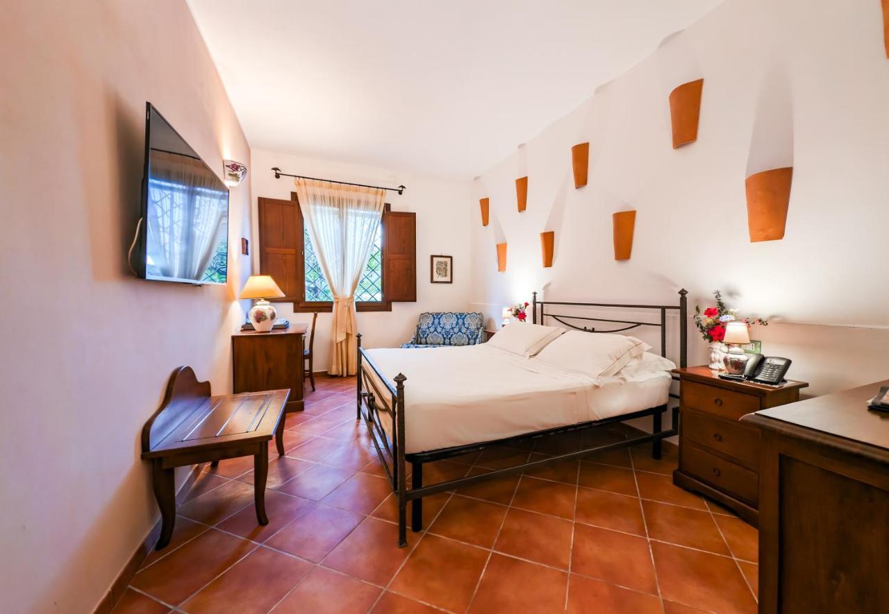 Hotel La Corte Del Sole Lido di Noto Esterno foto