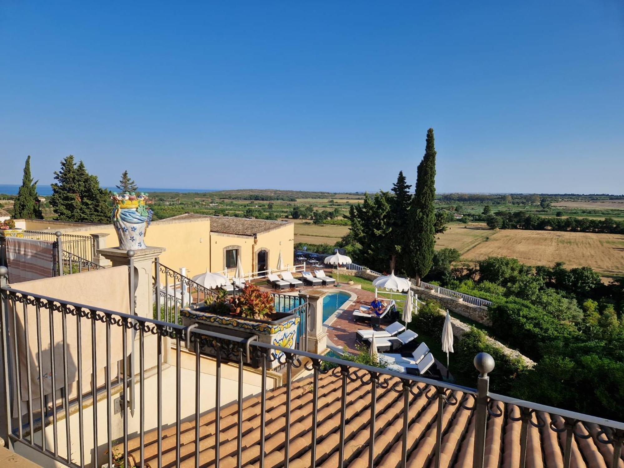 Hotel La Corte Del Sole Lido di Noto Esterno foto
